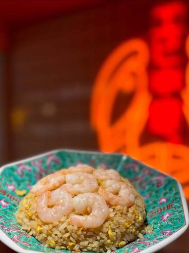 船橋で宴会や飲み放題なら、エビ中華 シンシンでカジュアルに

大人数でも、堅すぎない宴会をしたい時に。
飲み放題付きで、気軽に楽しめる中華居酒屋です。

学生の集まりから、
若手社会人の飲み会まで幅広く対応。

貸切の相談もできるので、
船橋で宴会のお店を探している方はぜひ。

#エビ中華シンシン #船橋宴会 #船橋飲み放題  #船橋貸切 #船橋居酒屋