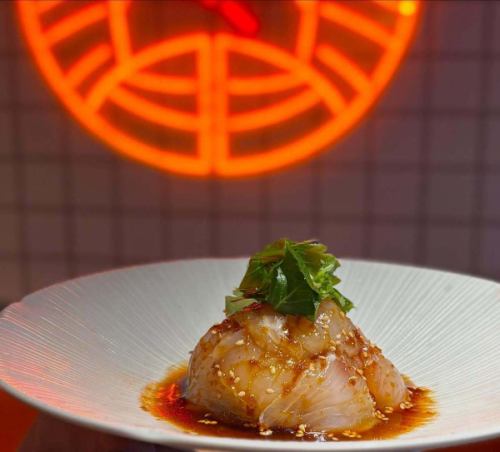 Shrimp Chinese Shinshin，一家位于船桥的每月更换菜品的中国餐馆。

除了标准菜单外，
我们还会根据季节每月更换菜单。

一道当季特有的菜肴，
一家位于船桥的休闲中式餐厅。

#中国鲜虾
#船桥美食
#船桥中文
#每月菜单
#中国酒吧