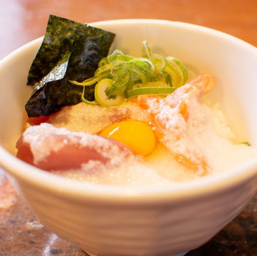 【小腹丼】海鮮山かけ丼