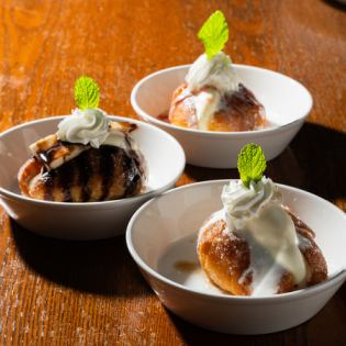揚げパンバニラバナナチョコ / 揚げパンバニラいちご練乳