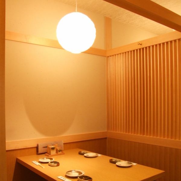 【半個室】2名様～4名様人数により対応可能な移動式個室11名様以上で完全個室ok(最大20名様まで対応ok)