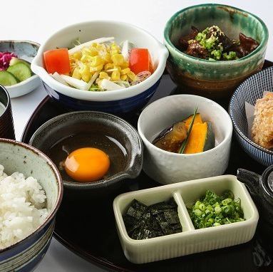 各種定食や御膳もご用意