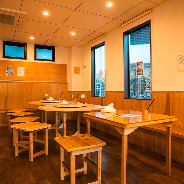This is a restaurant where you can relax in a spacious space! Please feel free to come and visit us as it can be used for a variety of occasions, such as a date, a meal with friends, or time with family.Please enjoy a wonderful time while relaxing comfortably in the spacious space!♪