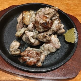 四万十鶏の炭火焼き Shimanto Chicken Charcoal-grilled 