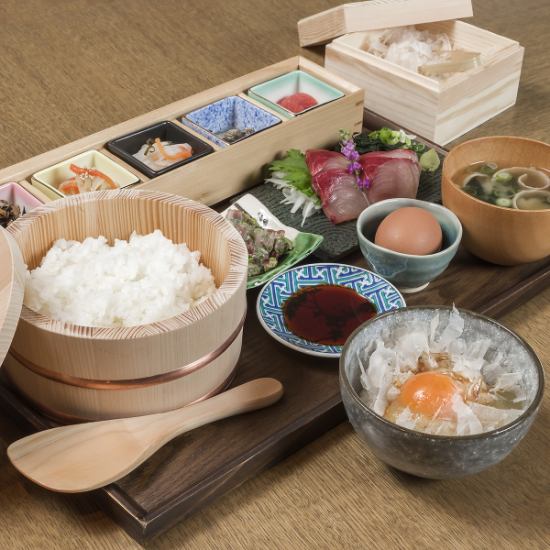 ■ネット予約受付中■11：30～15：00まで営業◎海鮮定食が絶品！