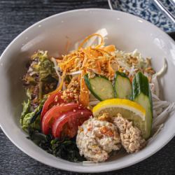 てっぺんサラダ/海鮮サラダ