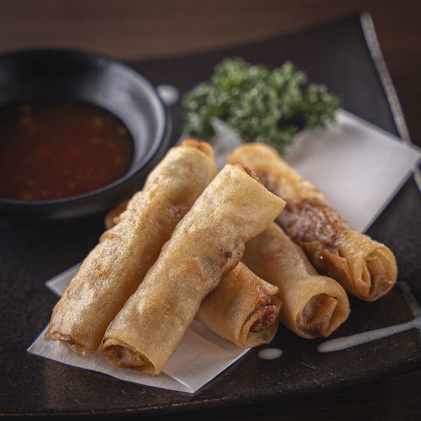 【お酒のお供にピッタリ♪】フィリピン春巻き【500円(税込)】