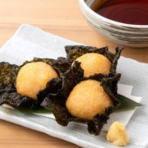 Deep-fried yam and seaweed