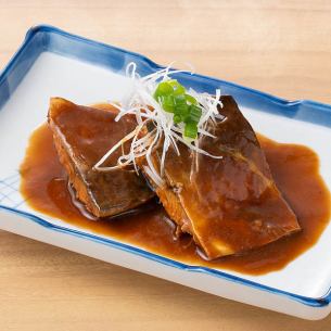 Simmered mackerel in red miso