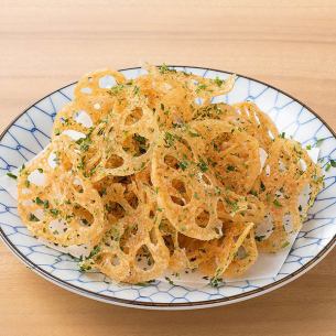 Fried lotus root chips