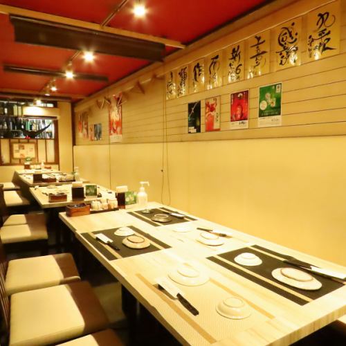 【テーブル席/2～4名】仲間内での気軽な飲み会に良きです。