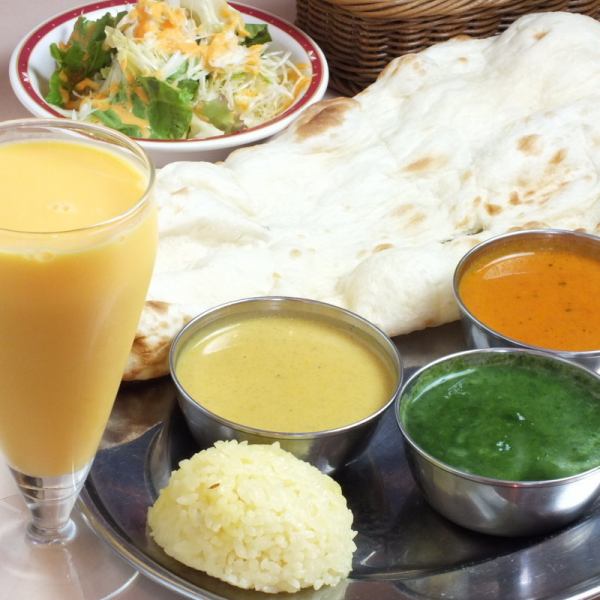 [Sati Lunch] All you can eat Nan ☆ Lunch starts from 700 yen ♪ You can choose from 8 types of curry!