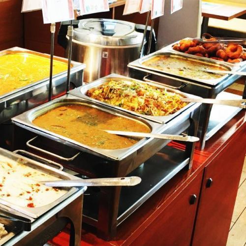 [All-you-can-eat lunch buffet] 11:30~14:00★1,320 yen (tax included)!