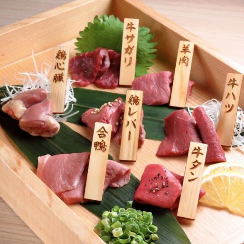 Enjoy fresh meat sashimi☆