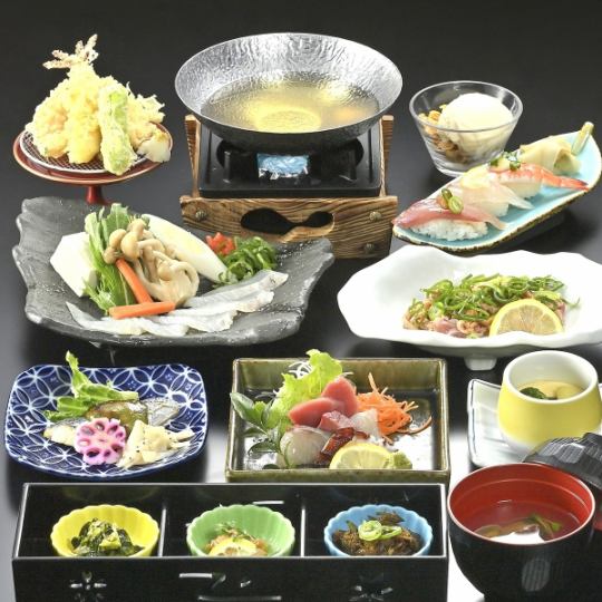 春季宴【怀石料理】小鲷鱼涮涮锅配中等肥瘦的刺身、味噌烤马鲛鱼、天妇罗、寿司等。（含120分钟畅饮）