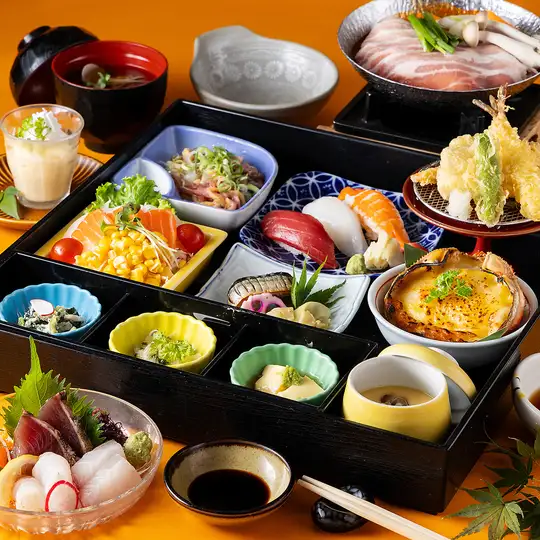慶弔《秋》【極み御膳(梅)】豚バラチゲ小鍋や刺身、海老と野菜天ぷら等《ランチ・ディナー》