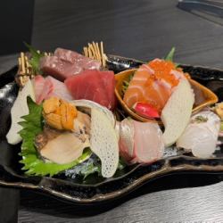[お造り盛り合わせ] 並盛り  (3種)