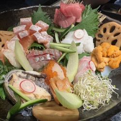 [お造り盛り合わせ] 上盛り (8種)