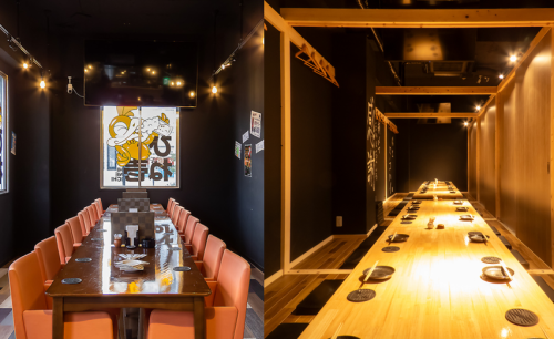 提供私人私人和餐桌座位，可接受私人和團體預訂！