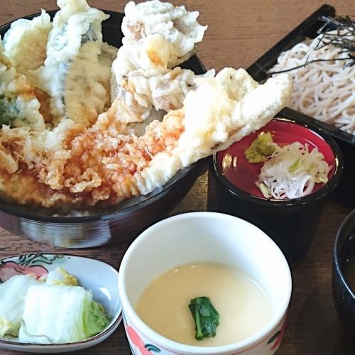 Conger eel tempura bowl soba