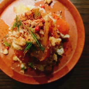 Baked apple and cinnamon potato salad