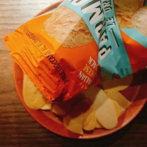 美味的意大利奶酪片