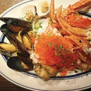 Luxurious seafood oil pasta