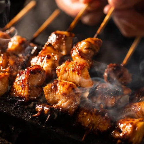 人気の焼き鳥食べ放題！