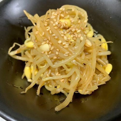 Bean sprouts namul