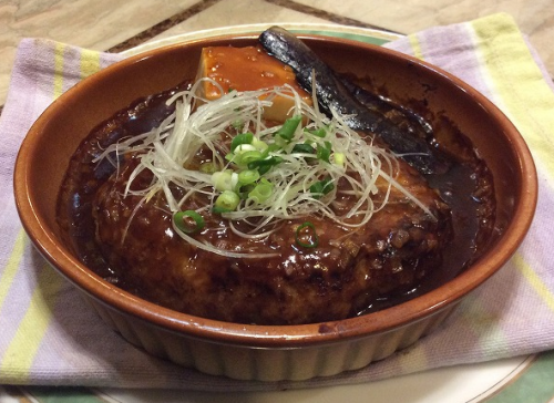 料理メニューはすべて店主のオリジナル！