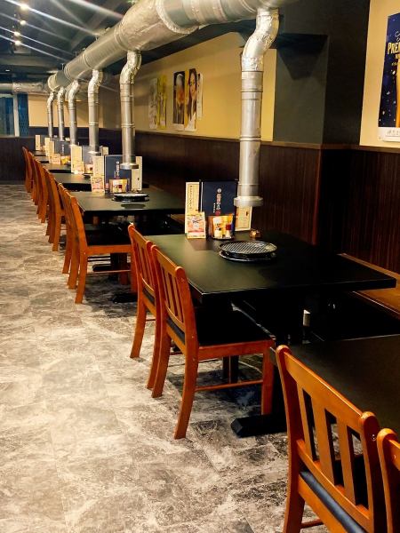 [Table seating] This restaurant is perfect for small drinking parties! We have seating for 4, 5, and 6 people, so you can enjoy meals for couples, families, birthdays, anniversaries, etc. Please use it for celebrations as well.
