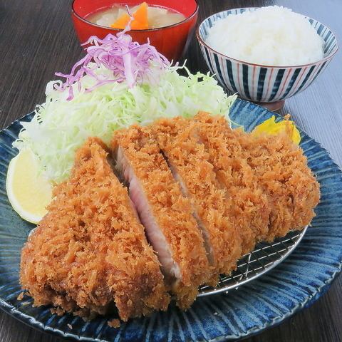特ロースかつ定食