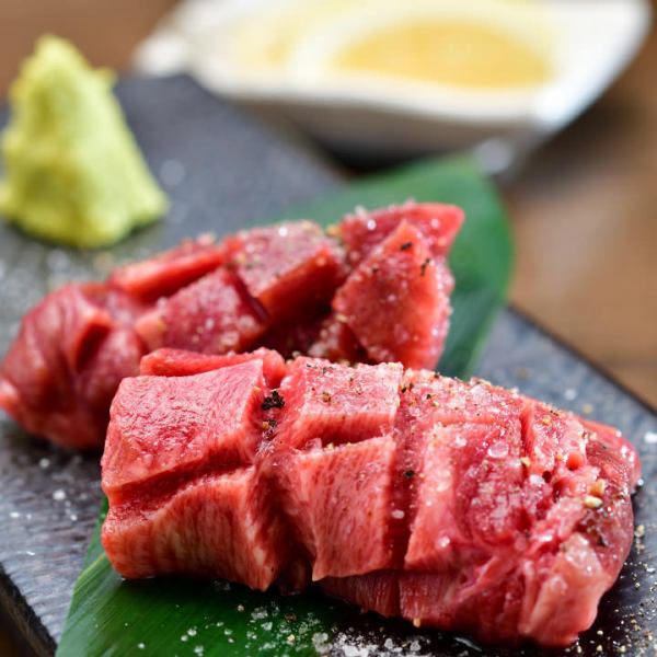 Enjoy the "umami" of beef tongue that you can understand because it is "thick sliced"! It is a dish that you can enjoy even the special parts! Gakuya's thick sliced beef tongue