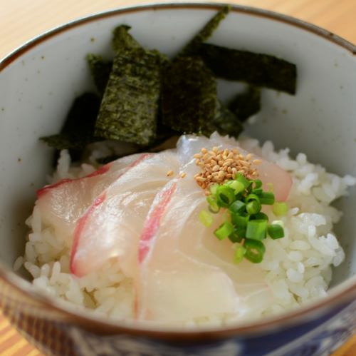 野生鯛魚/烤青花魚/炸銀魚