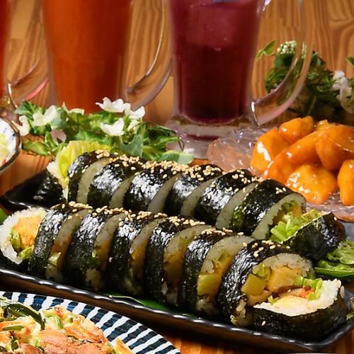 We offer a wide variety of classic Korean dishes, including kimbap and tteokbokki.