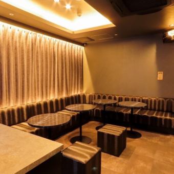 【Main Room】21時までのご予約（記載金額は1時間当たりのルーム料金＋飲み放題の金額です）