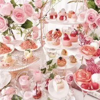 【Fresh berry Sparkling wine 첨부】7/31~기간 한정 French Rose Garden Afternoon Tea