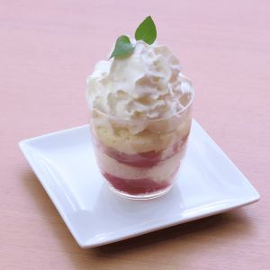 《SWEETS＆COFFEEアトリエムズ》週替わりケーキ