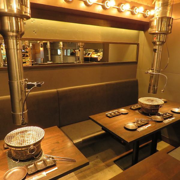 The restaurant has a calm atmosphere with a stylish space like a bar, and is equipped with a counter and semi-private rooms, making it ideal for one person or a date. ◎ Also, private business for 15 to 28 people Please feel free to contact us as it is also possible ♪