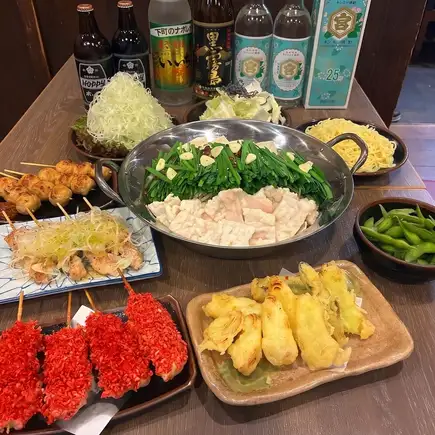 [¥4000 Course] Plump and juicy motsunabe (offal hot pot), yakitori (grilled chicken skewers), and our famous tempura! 9 dishes in total, 3-hour limit!