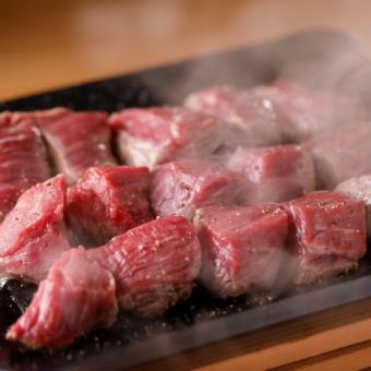 【5월 환영회】소 필레 고기의 철판구이 & 스탠다드 음료 무제한 120분 첨부 코스 6000엔(부가세 포함)