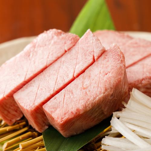 特上タン(厚・薄切り) 各