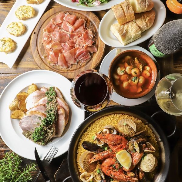 Comes with the famous paella! Over 50 types of all-you-can-drink★ ≪BARRIO standard course》 5,500 yen