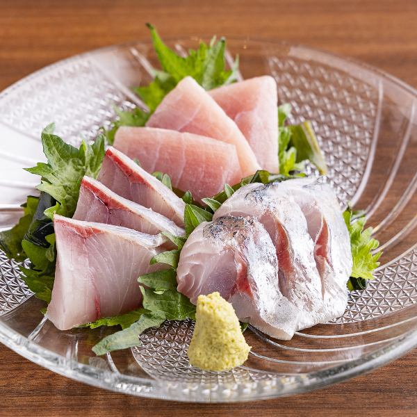 店主自らが目利きした本日のおすすめのお造りは鮮度抜群◆500円(税込)よりご用意いたします！ 