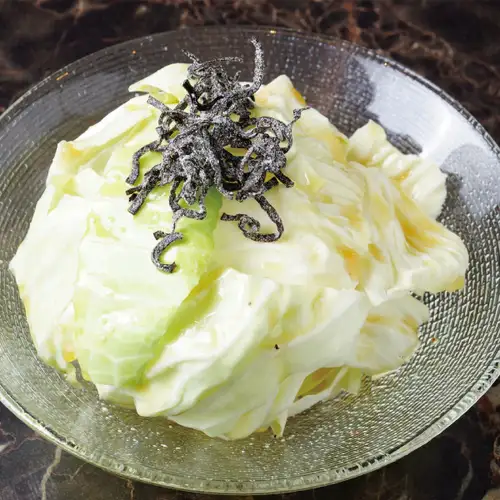 やみつき塩こんキャベQ