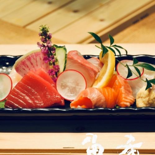 刺身盛り合わせ