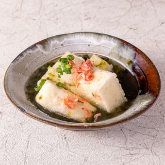 揚げ出し豆腐 - 小海老と青さ餡かけ -