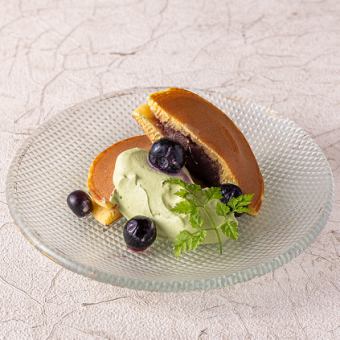 とろける宇治抹茶と食べるミニどら焼き