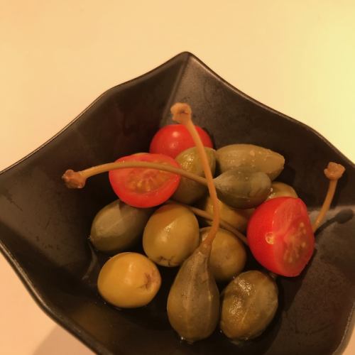 Assorted olives