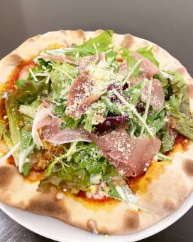 Prosciutto Salad Pizza